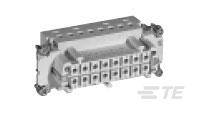Foto eines technischen Steckverbinders mit mehreren Kontakten. Grobes, rechteckiges Gehäuse. Geeignet für industrielle Anwendungen.