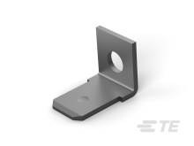 Metallwinkel mit zwei Löchern, die rechtwinklig zueinander stehen, häufig zur Befestigung oder Stabilisierung in Konstruktionen verwendet.