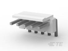 Steckverbinder mit vier Metallstiften und weißem Kunststoffgehäuse, Seitenansicht.