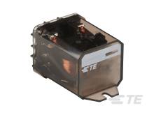 Ein durchsichtiges Relaisgehäuse mit sichtbarer Spule und Schaltmechanismus, mit Logodruck 'TE' auf der Seite.