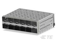 Ein silberner, perforierter Ventilblock mit mehreren Anschlüssen für industrielle Anwendungen. Markierung vorhanden.