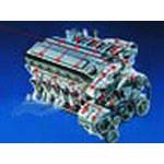 Ein technisches Diagramm eines komplexen Motors mit mehreren Zylindern und Komponenten, auf blauem Hintergrund dargestellt.