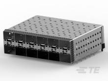 Metallplattform mit mehreren horizontalen Steckplätzen im rechten Winkel gezeigt. Klare industrielle Struktur, keine Kabel sichtbar.