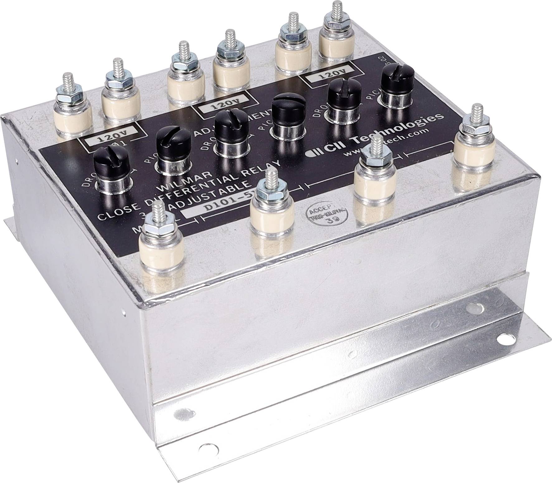 'Close Differential Relay' von CII Technologies, 120V, mit einstellbaren Parametern, Metallgehäuse, mehrere Schraubklemmen an der Oberseite.