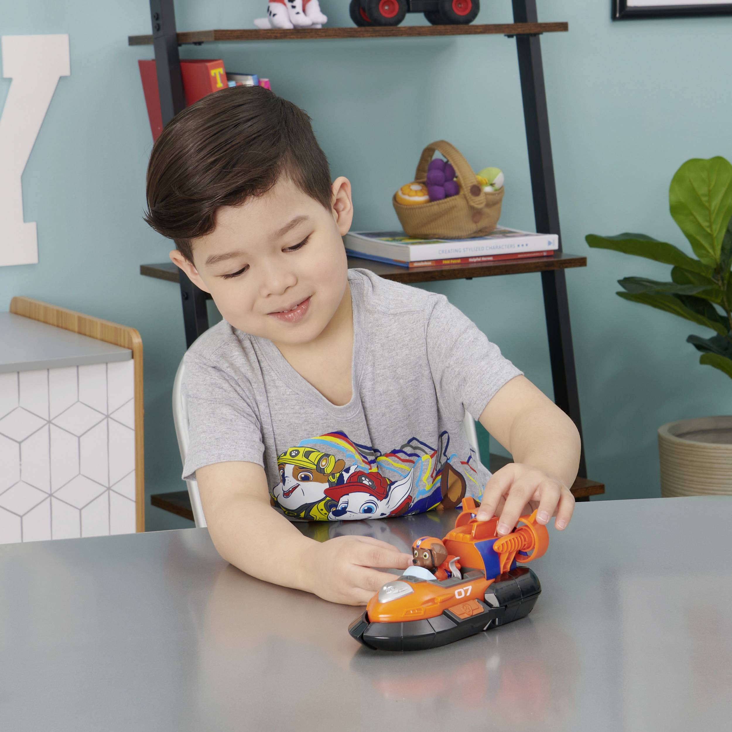 Paw Patrol Zumas Deluxe Basis Fahrzeug aus dem Kinofilm mit Hundefigur, Spielzeugauto