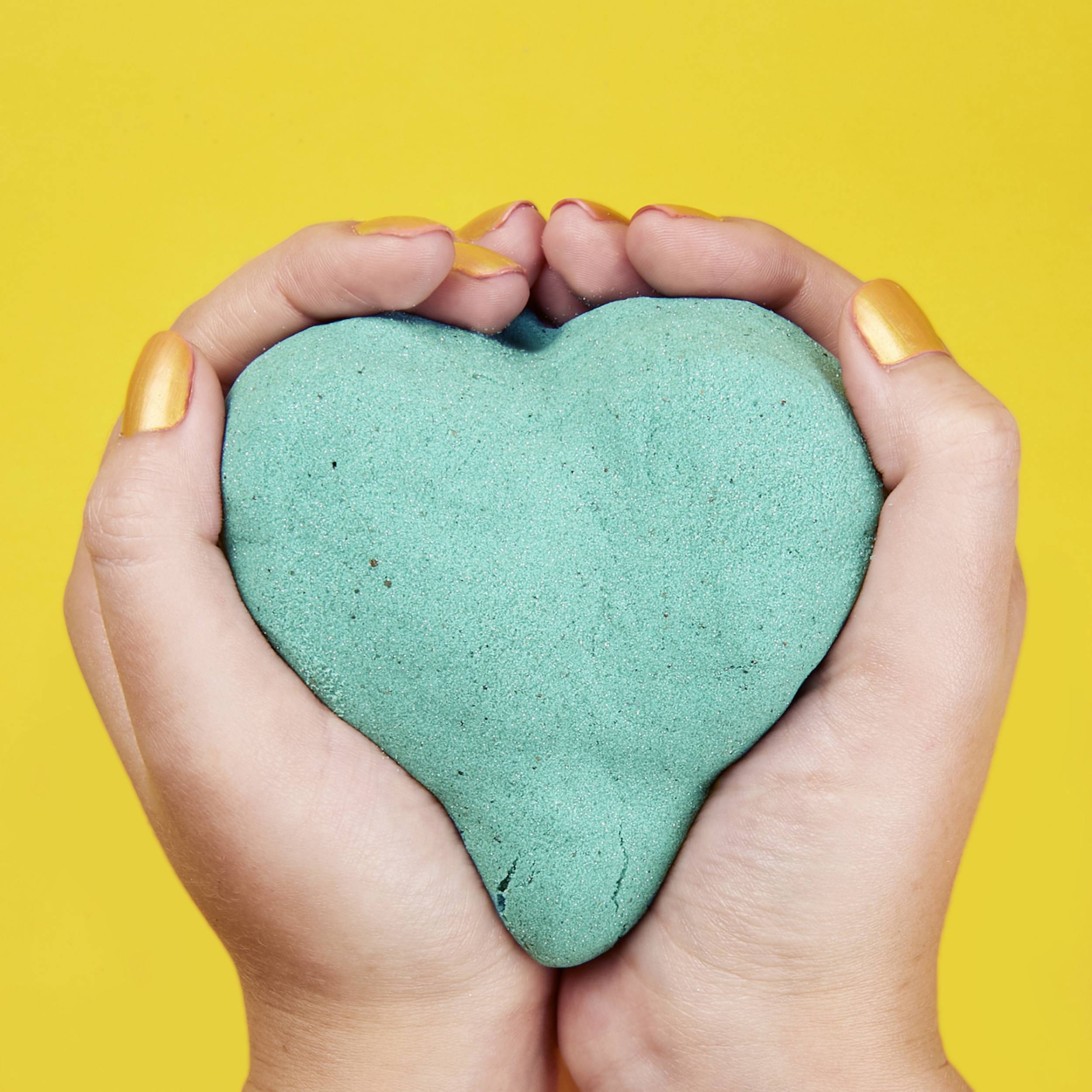 Kinetic Sand Schimmersand Petrol, 907g blaugrüner Glitzersand für Indoor-Sandspiel