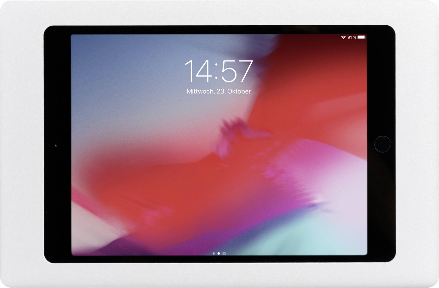 Ein Tablet mit einem bunten Hintergrund zeigt die Uhrzeit '14:57' und das Datum 'Mittwoch, 23. Oktober'.