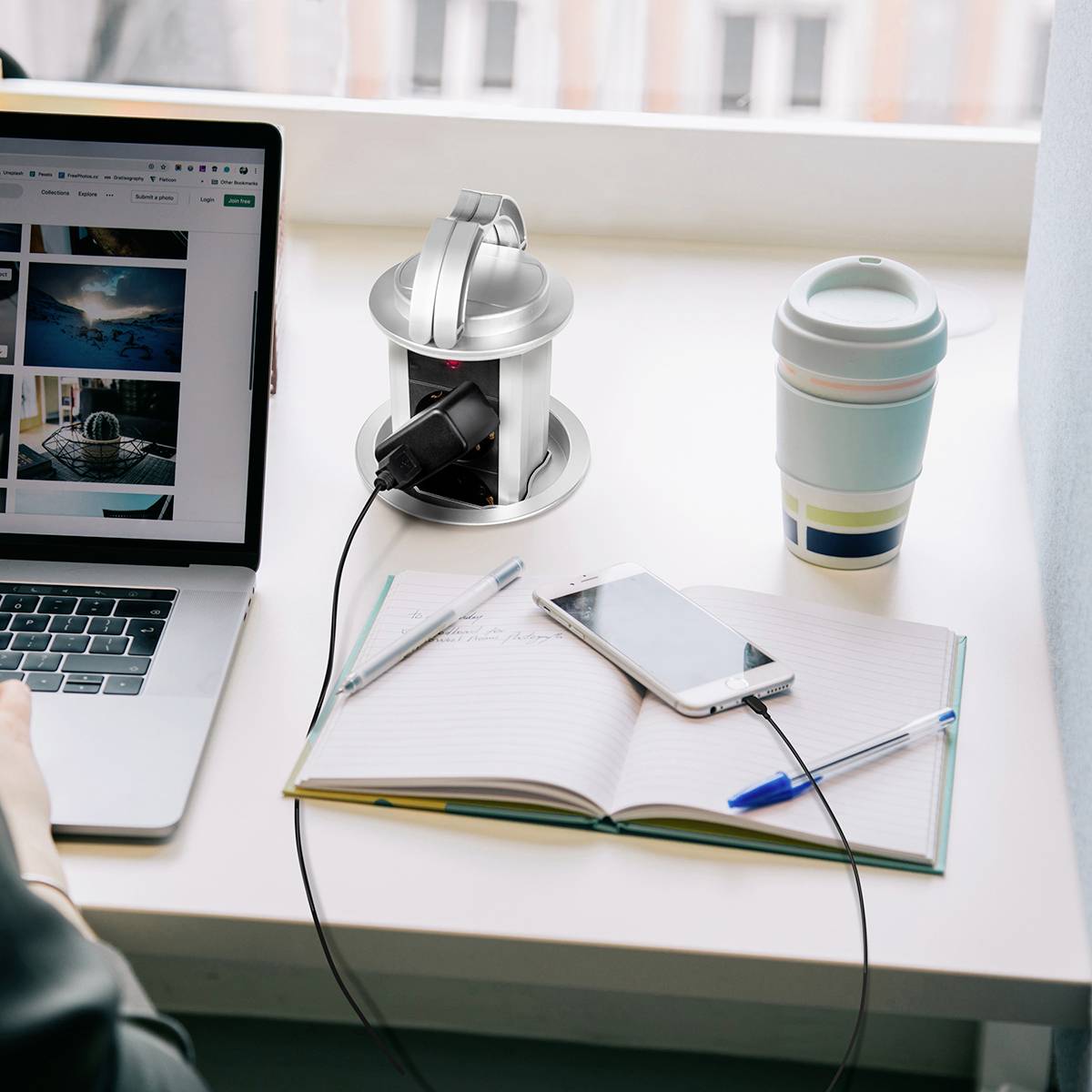 LogiLink LPS235A Einbau-Steckdose erhöhter Berührungsschutz Silber-Schwarz