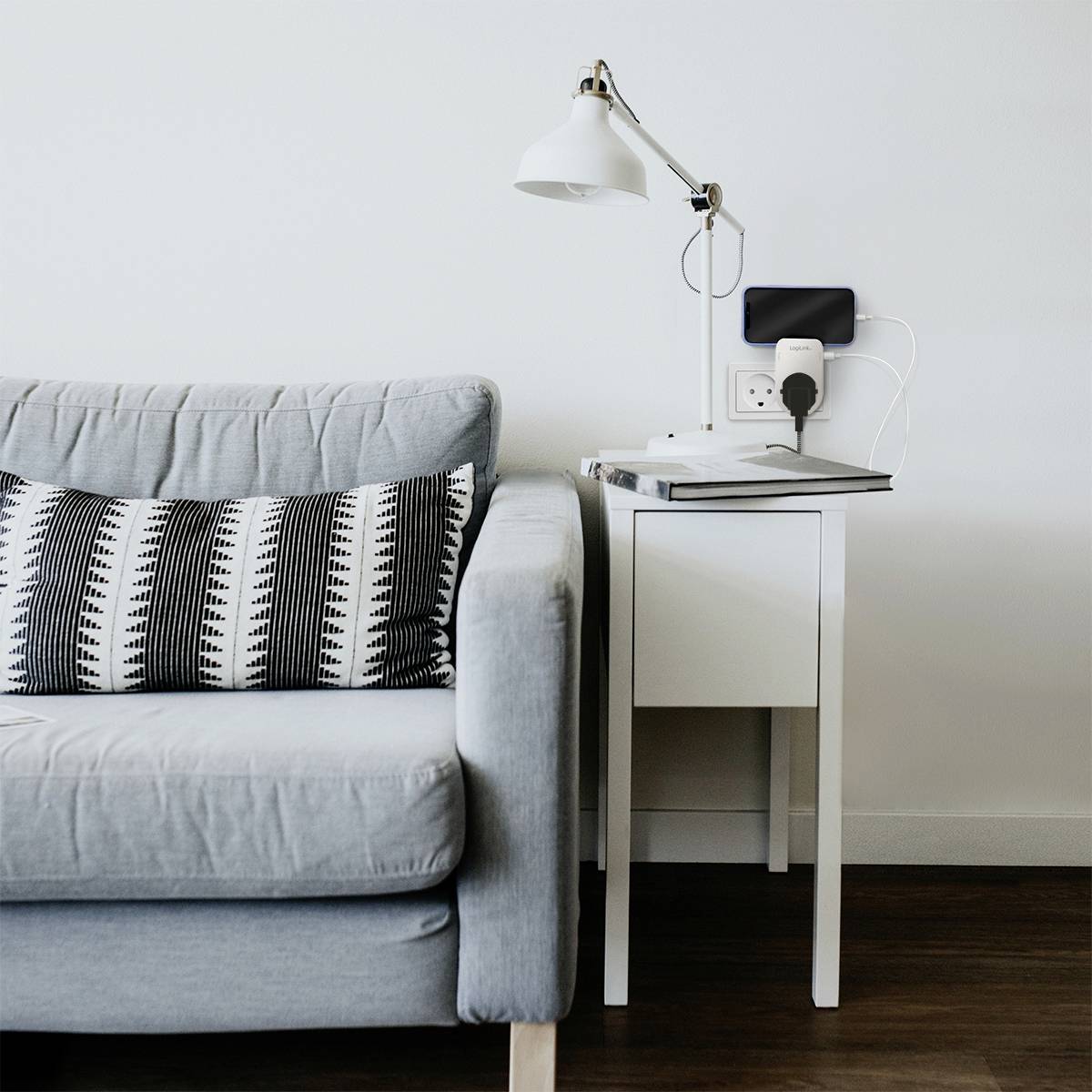 LogiLink PA0259 Anschlussdose mit USB-Ladeausgang, erhöhter Berührungsschutz, Überspannungsschutz IP20