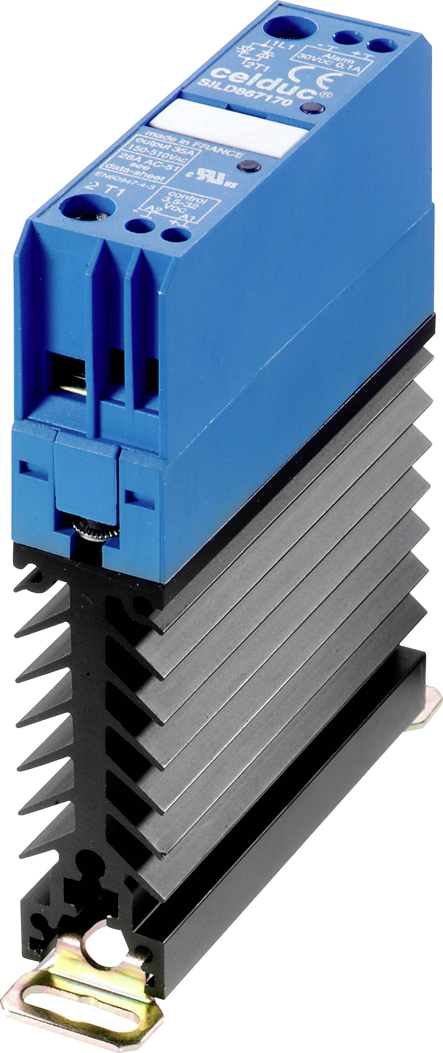 Ein blaues Solid-State-Relais auf einem schwarzen Kühlkörper, verwendet für elektronische Schaltungen zur Steuerung von Stromflüssen.