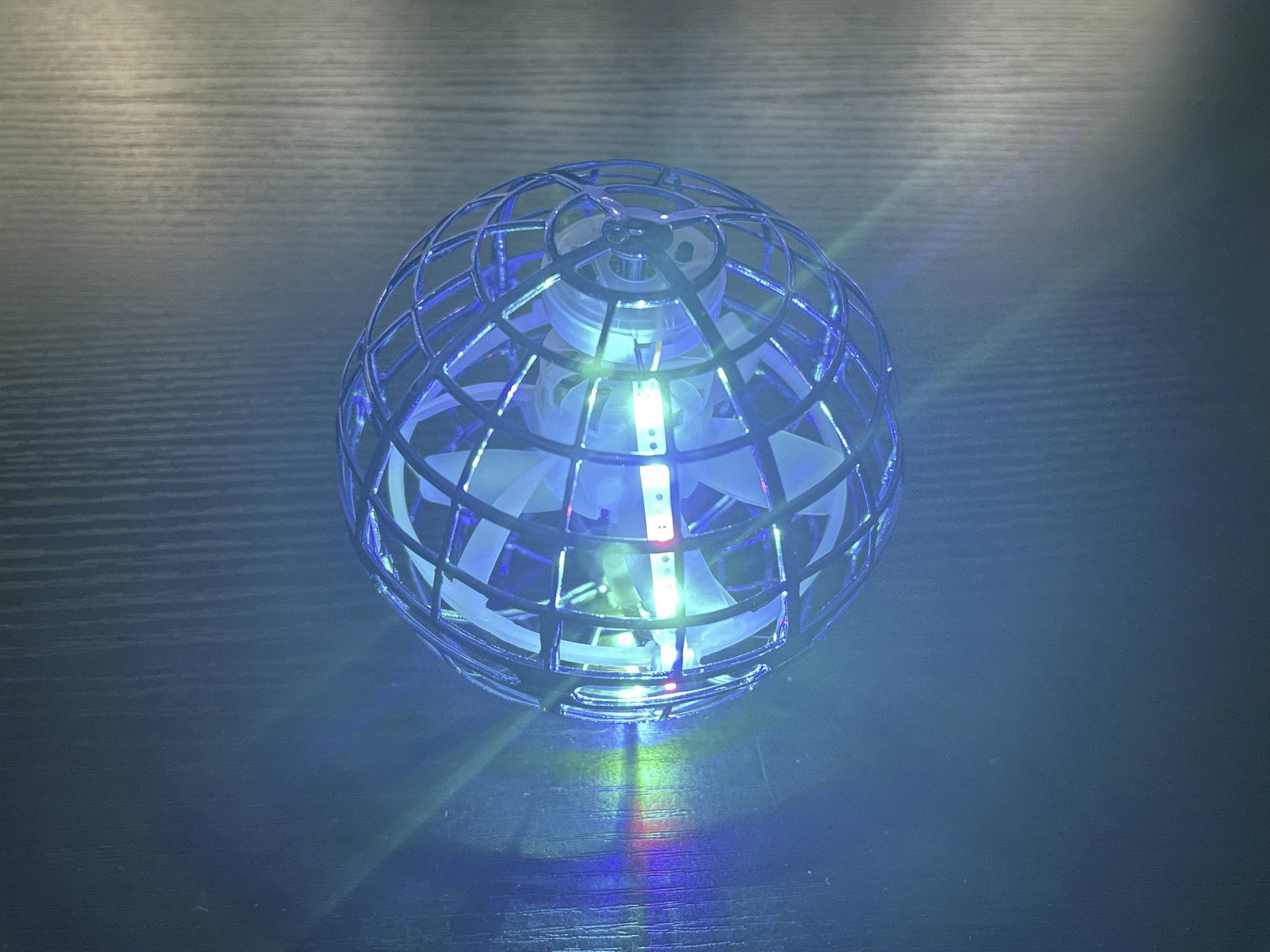 2436327 Freiflugmodell LED Flying Ball blau