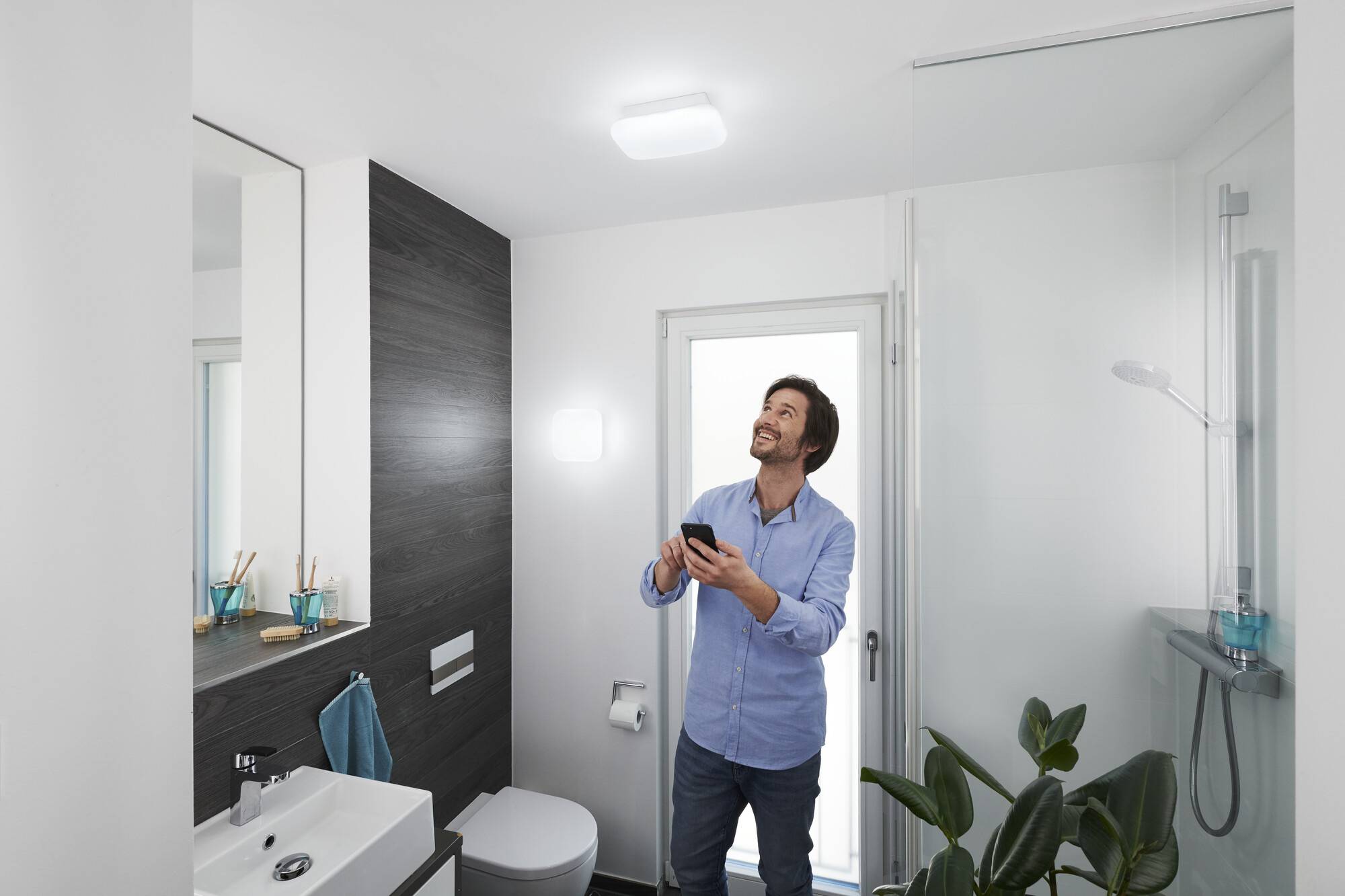 LEDVANCE BATHROOM DECORATIVE CEILING AND WALL WITH WIFI TECHNOLOGY 4058075574359 LED-Bad-Deckenleuchte 12W Warmweiß Weiß