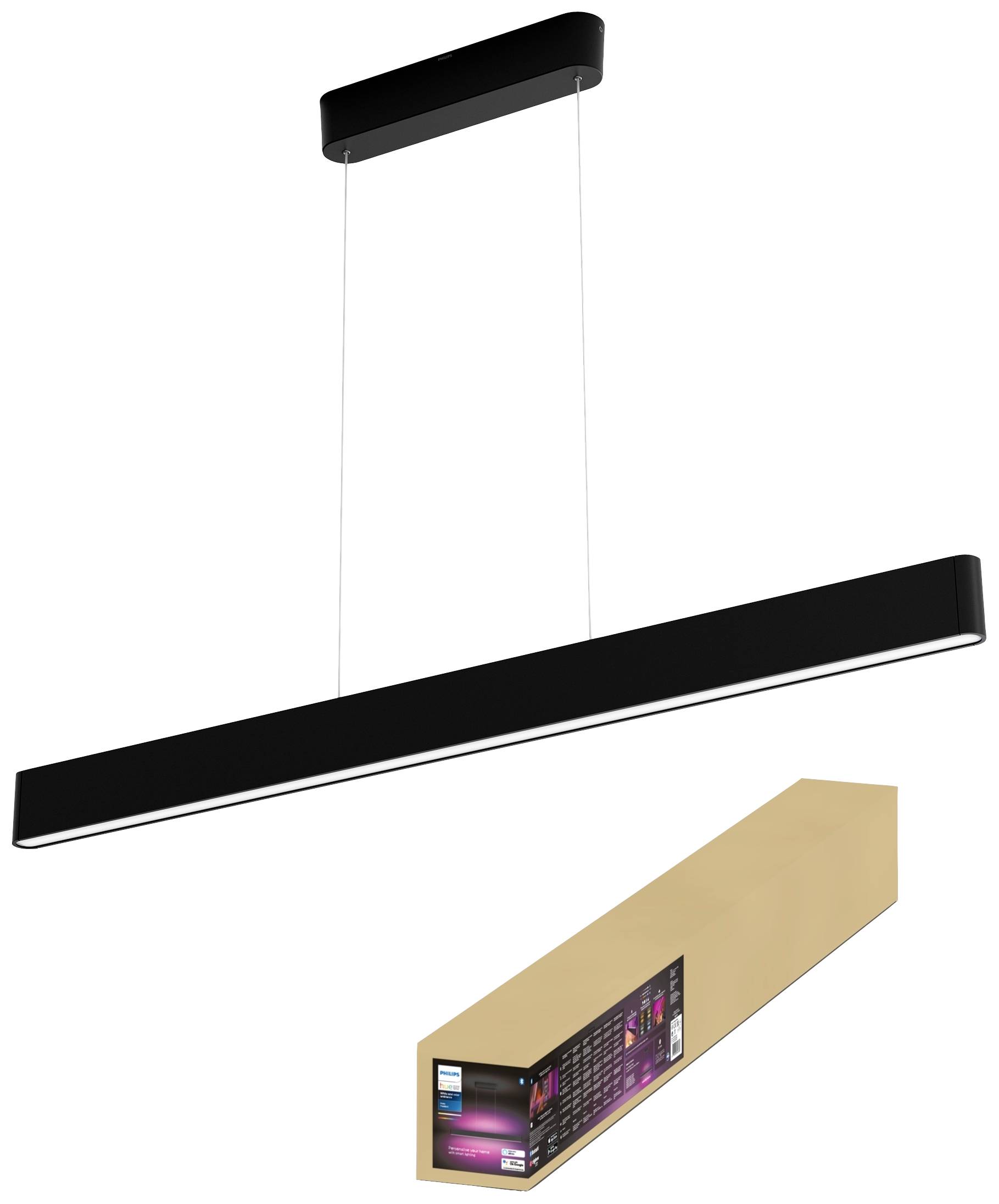 Schwarze Pendelleuchte mit rechteckigem Design, hängt an zwei Kabeln. Daneben eine lange, braune Verpackung mit Bild und Produktinfos.