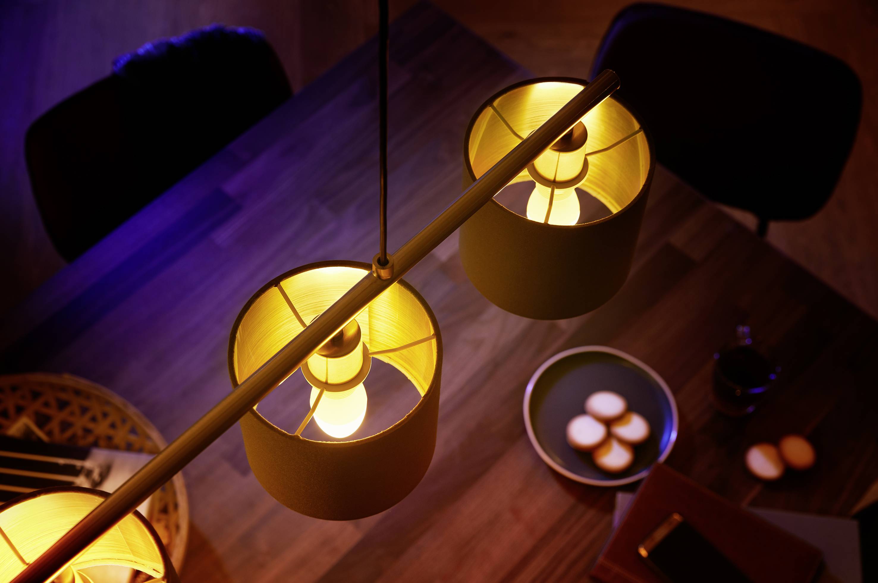 Philips LED LED-Leuchtmittel (2er-Set) 871951432062800 EEK: F (A - G) Hue White Doppelpack 2x470lm E14 11 W Warmweiß