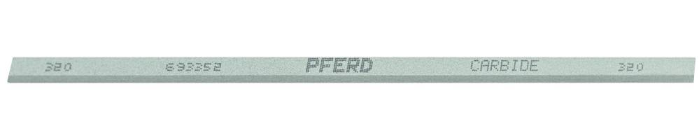 Ein grün-graues flaches Werkzeug mit der Aufschrift 'PFERD CARBIDE'. Links '320' und eine Seriennummer '693352', rechts '320'.