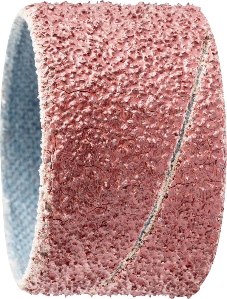 Ein zylindrisches Schleifband in Rot mit grober Körnung, leicht schräg geschnitten. Geeignet für Schleifarbeiten auf Holz oder Metall.