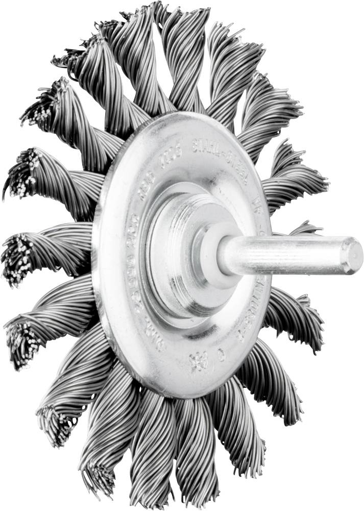 Metallbürste mit dichten, verdrillten Drähten und einer Aufhängung für rotierende Werkzeuge. Ideal zum Reinigen und Entrosten.