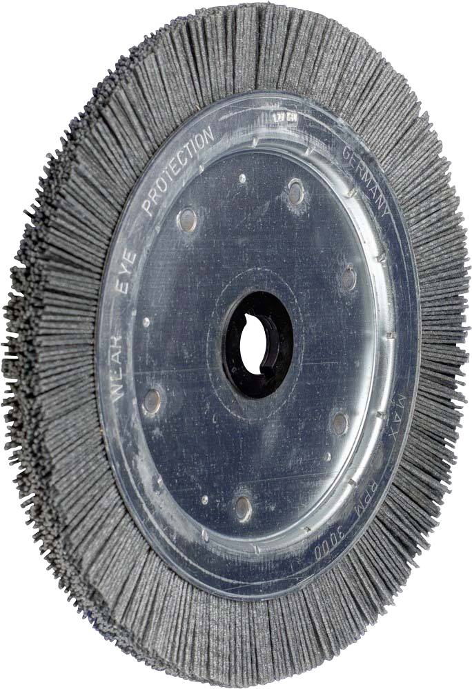 Eine runde Schleifscheibe mit feinen Borsten zur Oberflächenbearbeitung. Sie hat eine zentrale Öffnung zur Befestigung an Maschinen.