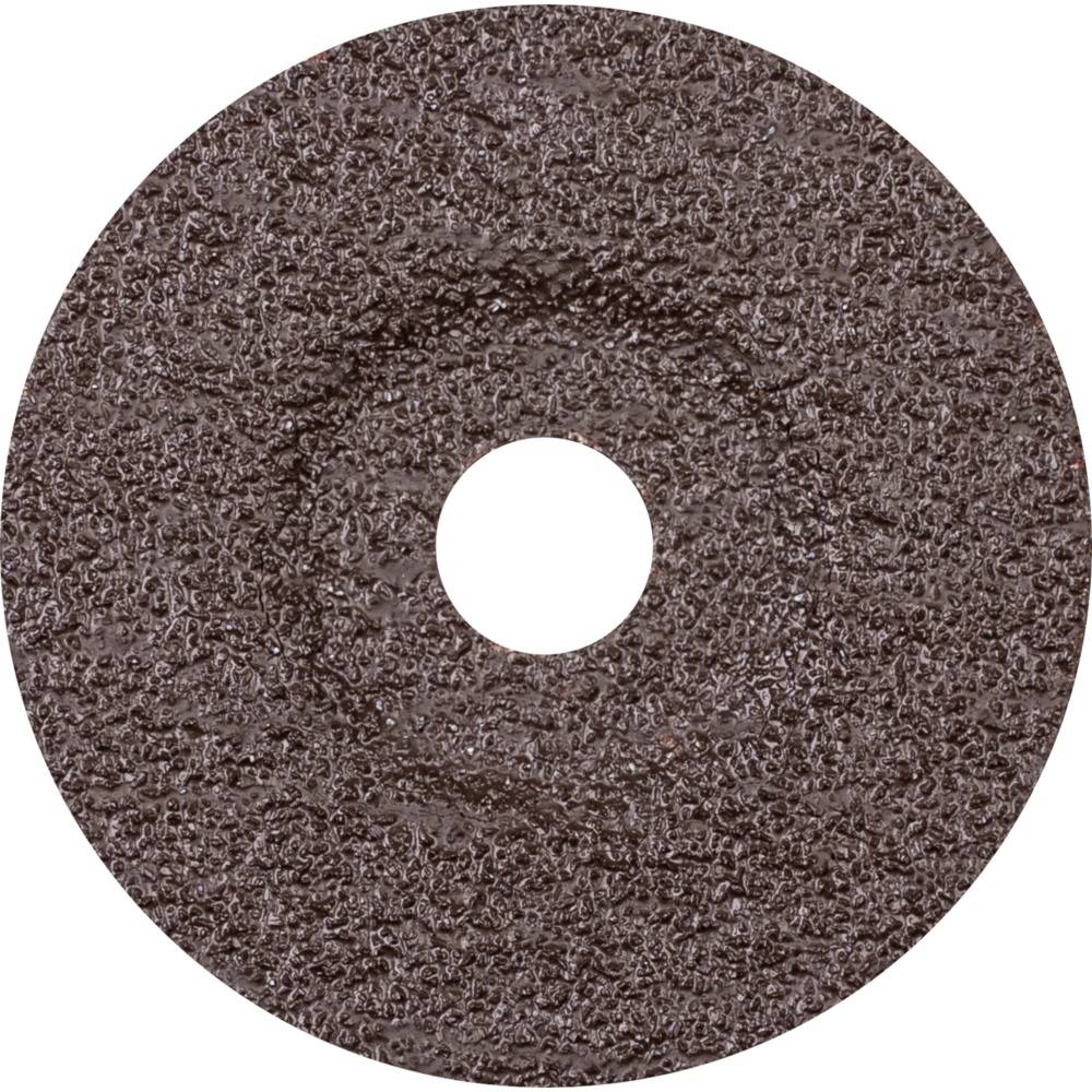 Dunkelbraune Schleifscheibe mit rauer Textur und kreisförmigem Loch in der Mitte, oft verwendet für das Abschleifen von Metalloberflächen.