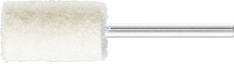 Ein weißer Farbroller mit einem silbernen Griff, der für das gleichmäßige Auftragen von Farbe auf Wände verwendet wird.