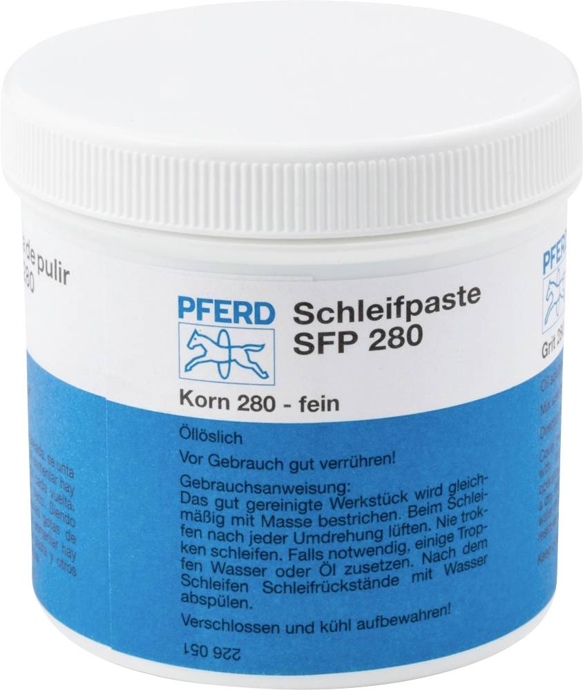 Ein weiß-blauer Behälter mit 'PFERD Schleifpaste SFP 280'. Korn 280, feine Körnung, ölöslich. Anleitung für sichere Anwendung auf Etikett.