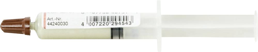 Eine Plastik-Injektionsspritze mit braunem Verschluss ist gegen einen weißen Hintergrund abgebildet, gefüllt mit einer hellen Substanz.