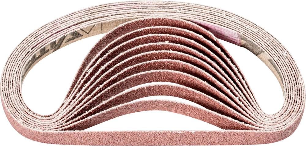 Ein Stapel von Schleifbändern in einer gefalteten Anordnung, die konzentrierte Wellenmuster bildet. Sie sind braun-rosa und haben eine körnige Textur.