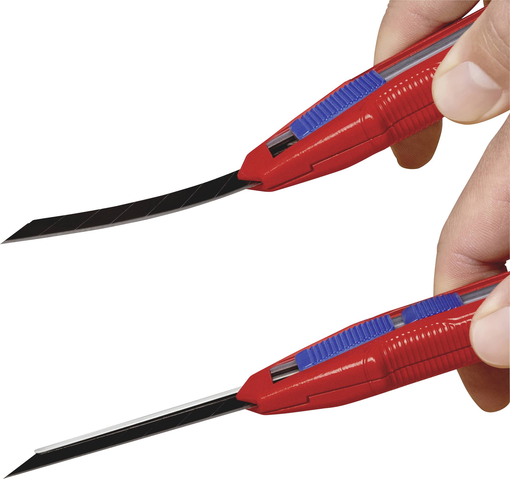 Zwei rote Universalmesser mit einziehbaren Klingen, die von Händen gehalten werden, scheinen zu schneiden. Blauer Knopf zum Ausfahren.