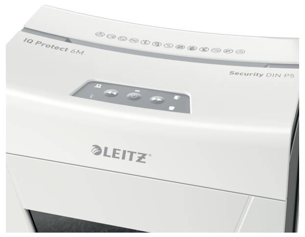 'Leitz' Aktenvernichter mit Tastenfeld und 'Security DIN P5' Aufschrift, geeignet für sicheres Schreddern von Dokumenten.