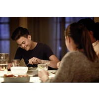 Philips LED 871951431340800 LED EEK F (A - G) E14 Kerzenform 5 W = 40 W Warmweiß (Ø x L) 35 mm x 106 mm 4 St. Philips LED 871951431340800 LED EEK F (A - G) E14 Kerzenform 5 W = 40 W Warmweiß (Ø x L) 35 mm x 106 mm 4 St.