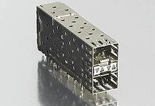 Ein rechteckiger, metallischer Steckverbinder mit mehreren Öffnungen und feinen Details, geeignet für technische Anwendungen.