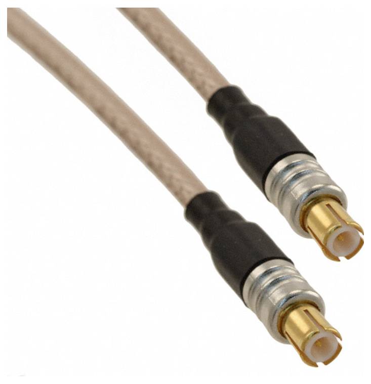 Zwei koaxiale Kabel mit vergoldeten Steckern, die für hochwertige Audio- oder Videoübertragung verwendet werden.