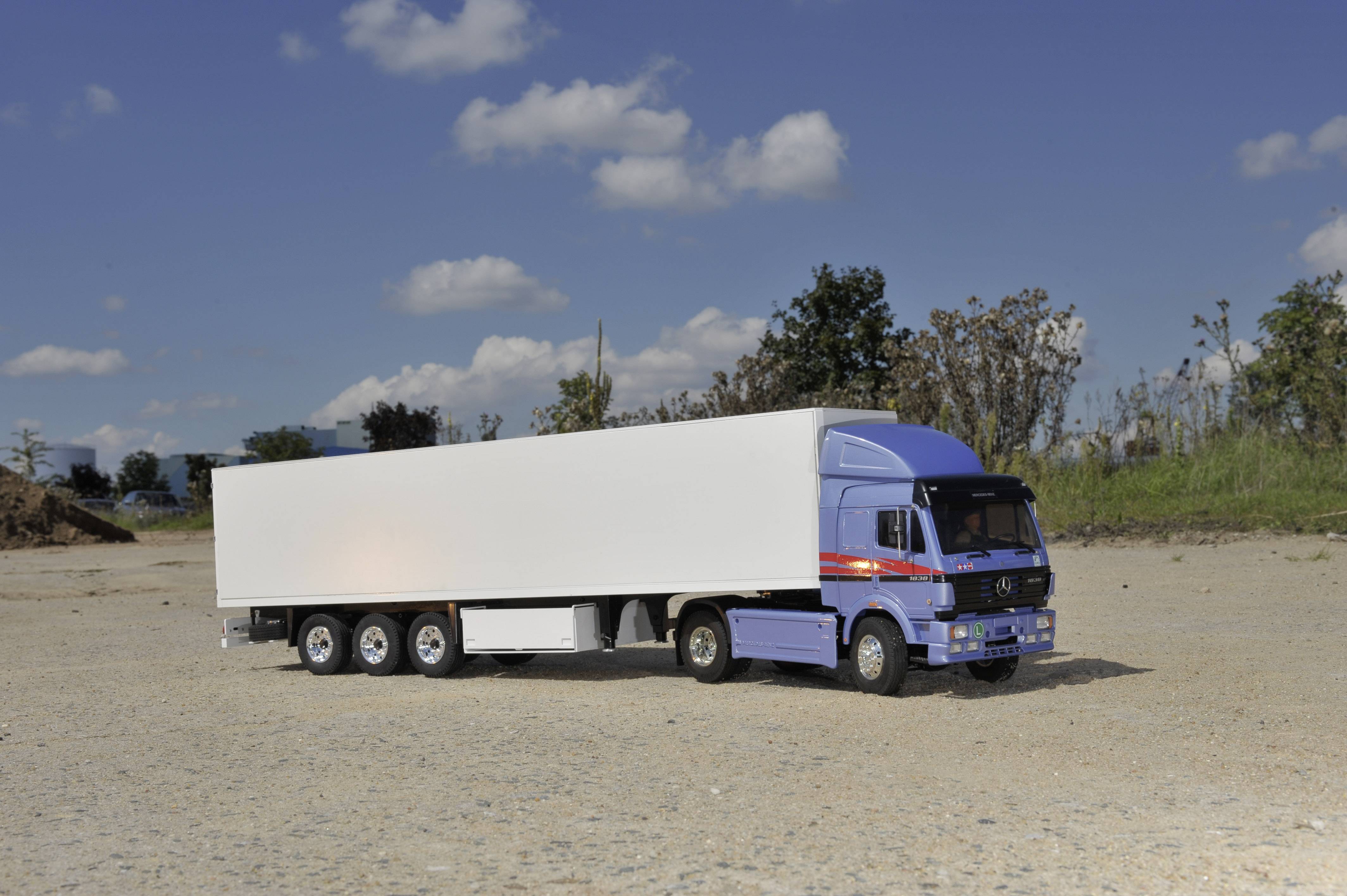 Tamiya 300156305 Mercedes-Benz 1838 LS BS 1:14 Elektro RC Modell-LKW Bausatz