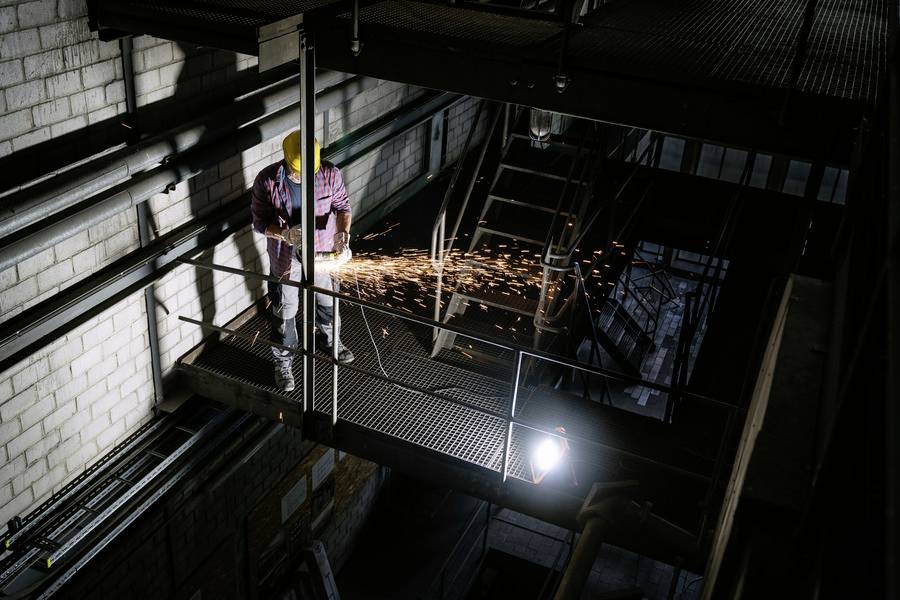 Brennenstuhl professionalLINE X 12050M Baustrahler EEK E (A - G) 114W 12700lm 9171330901