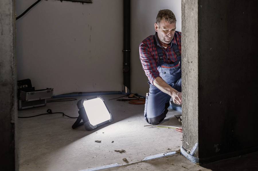 Brennenstuhl Dinora 10050 Baustrahler EEK D (A - G) 85 W 10600 lm Tageslichtweiß 1171580030