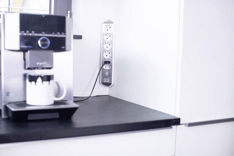 Brennenstuhl 1153590620 Tischsteckdose Silber, Weiß Schutzkontakt 1St.