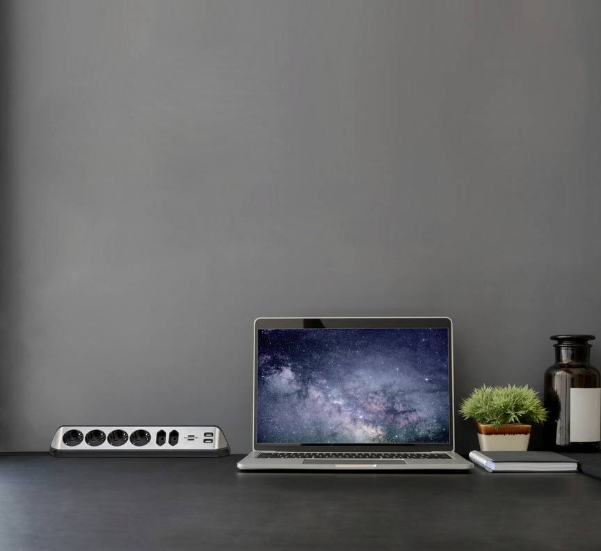 Brennenstuhl 1153590610 Tischsteckdose Silber, Schwarz Schutzkontakt 1St.