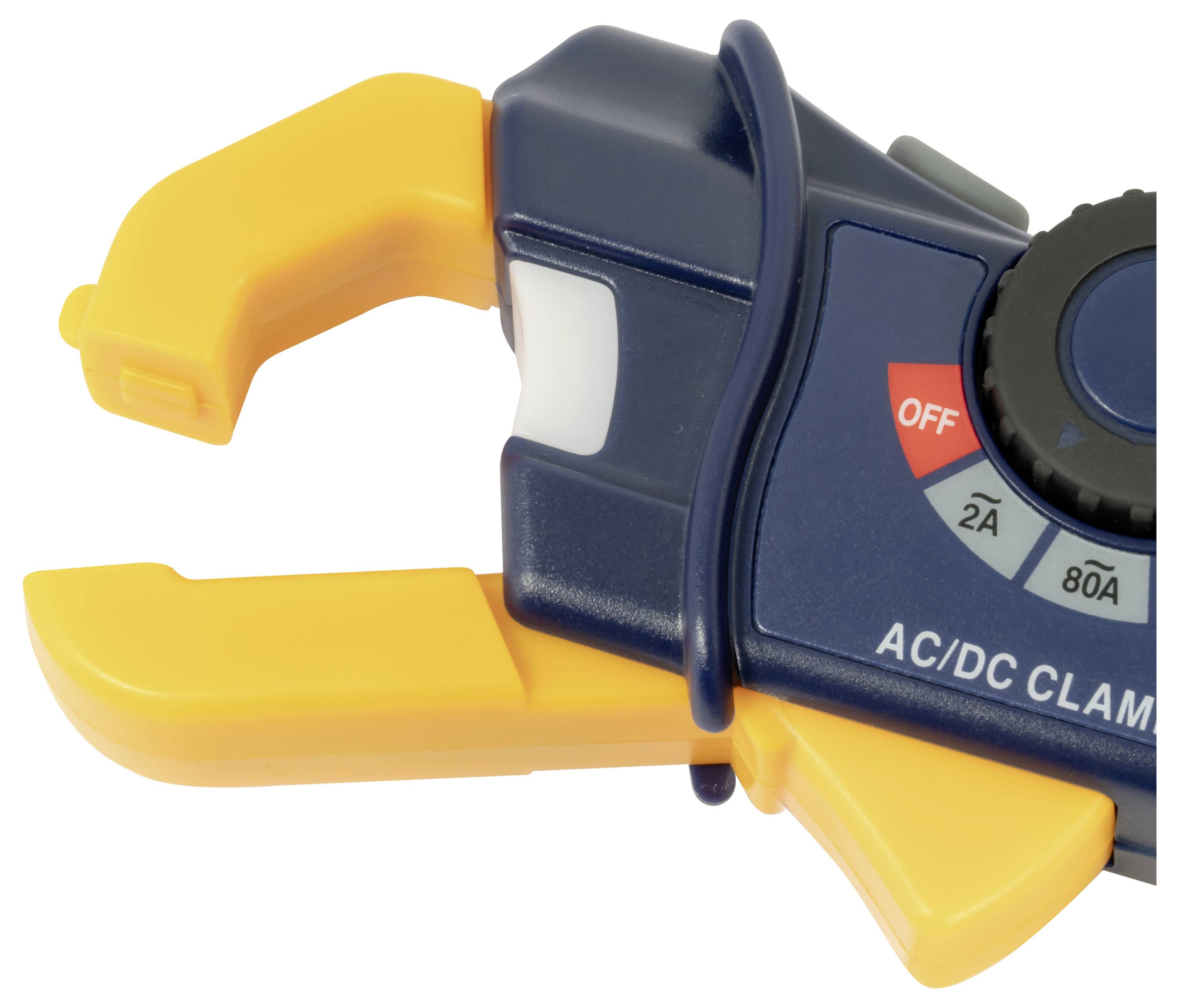 Nahaufnahme eines blau und gelben AC/DC-Zangenstrommessers mit offenen Backen und einem Zifferblatt mit den Einstellungen AUS, 2A und 80A.