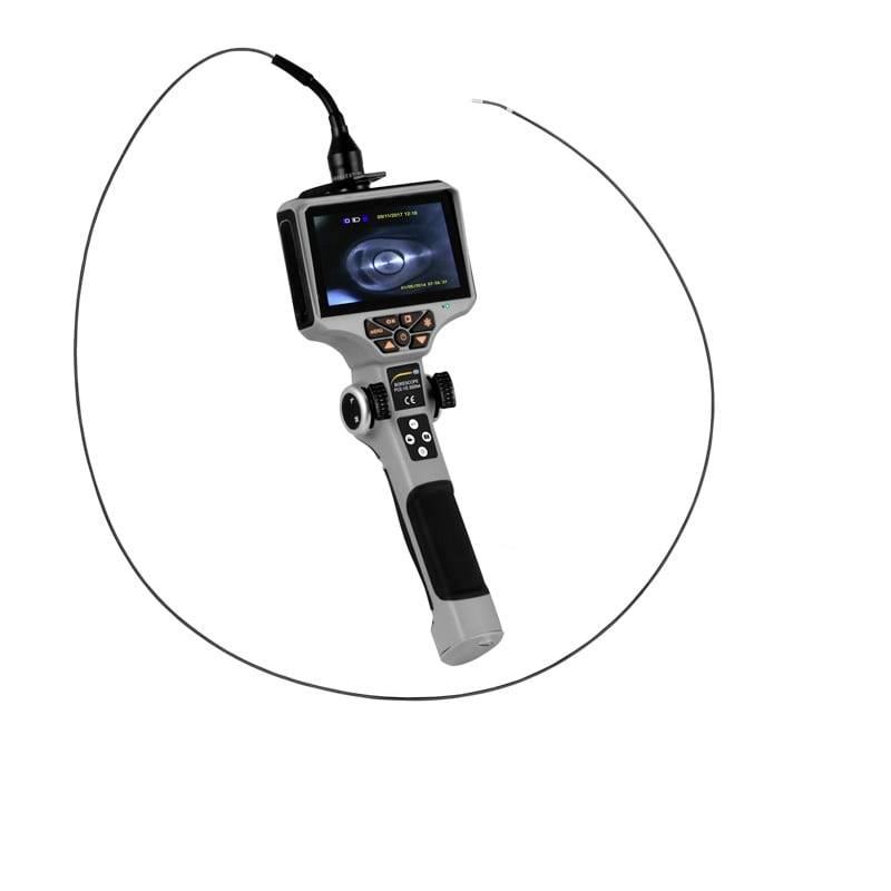 Tragbare Inspektionskamera mit flexiblem Kabel und Anzeige-Display, auf weißem Hintergrund dargestellt.