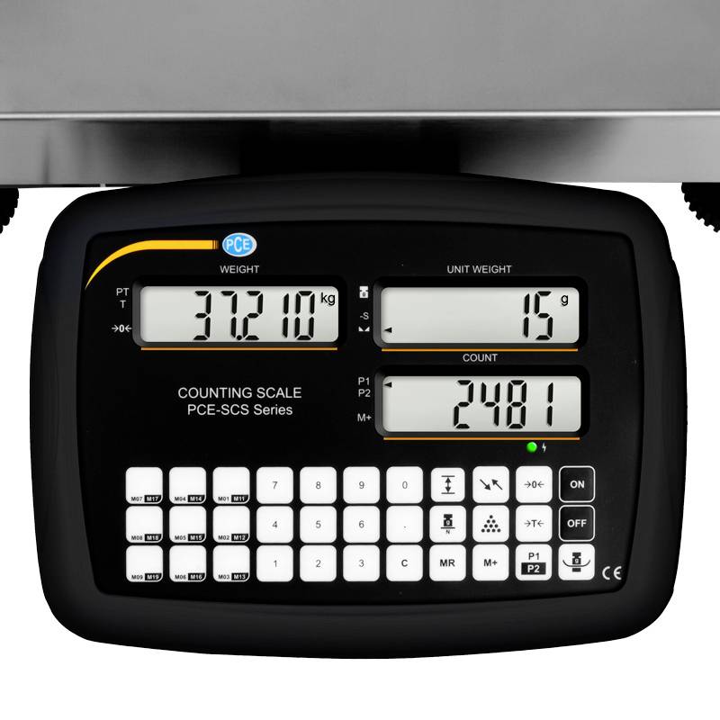Anzeige einer digitalen Waage zeigt ein Gesamtgewicht von 372 kg, Stückgewicht von 15 g und Zählung von 2481 Einheiten.