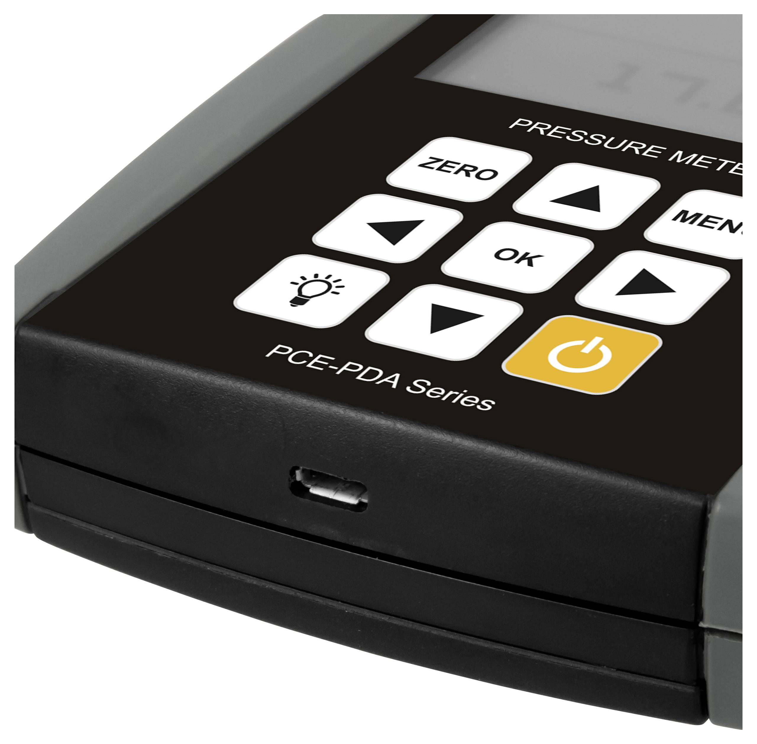 Nahaufnahme eines PCE-PDA Series Druckmessgeräte-Bedienfeldes mit beschrifteten Tasten für Nullabgleich, Menü, OK, Pfeile, Hintergrundbeleuchtung und Ein-/Ausschalter.