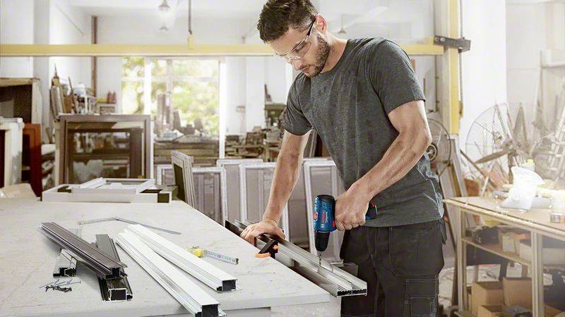 Bosch Professional GSR 120-LI GSR 120-LI Akku-Bohrschrauber 12V 2.0Ah Li-Ion inkl. 2. Akku, inkl. Ladegerät, inkl. Koffer