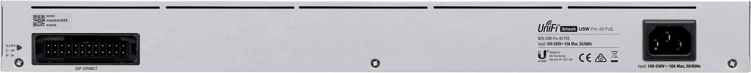 Rückansicht eines elektronischen Geräts. Links ist ein großer Steckverbinder, rechts Stromanschluss und Informationen zur Stromversorgung.