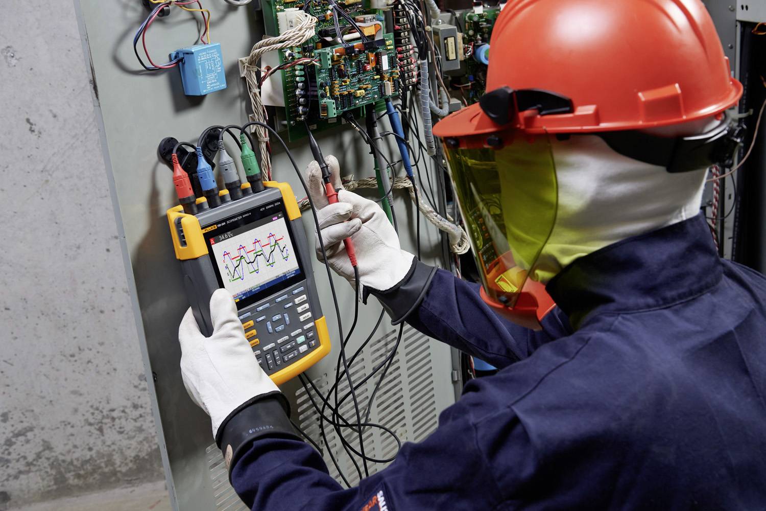 Fluke 190-502-III Hand-Oszilloskop 500MHz 2-Kanal 5 GSa/s 30 kpts 8 Bit 1 Set