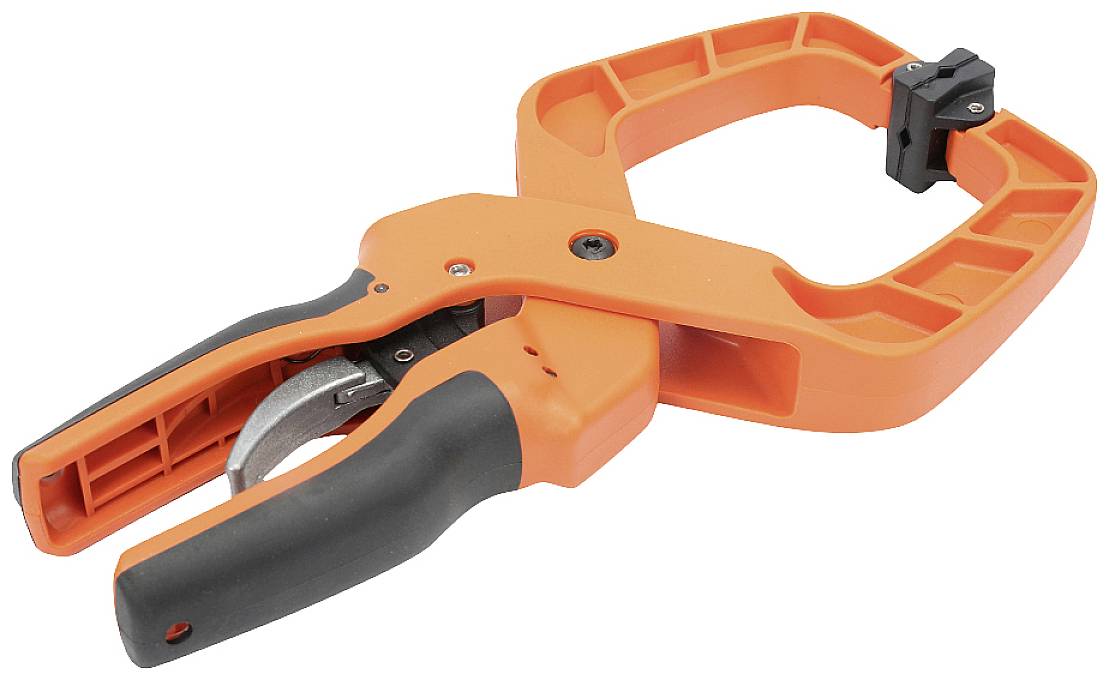 Orange Kunststoffklemme mit Bolzenverschluss und schwarz gummierten Griffen, verwendet zum Festhalten von Objekten.