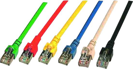 Sechs Netzwerkkabel in verschiedenen Farben: grün, rot, gelb, blau, beige und schwarz, von links nach rechts angeordnet.