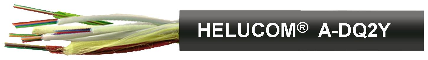 Glasfaserkabel mit geöffneter Umhüllung, zeigt farbige Fasern. Beschriftung 'HELUCOM A-DQY' auf schwarzem Hintergrund.