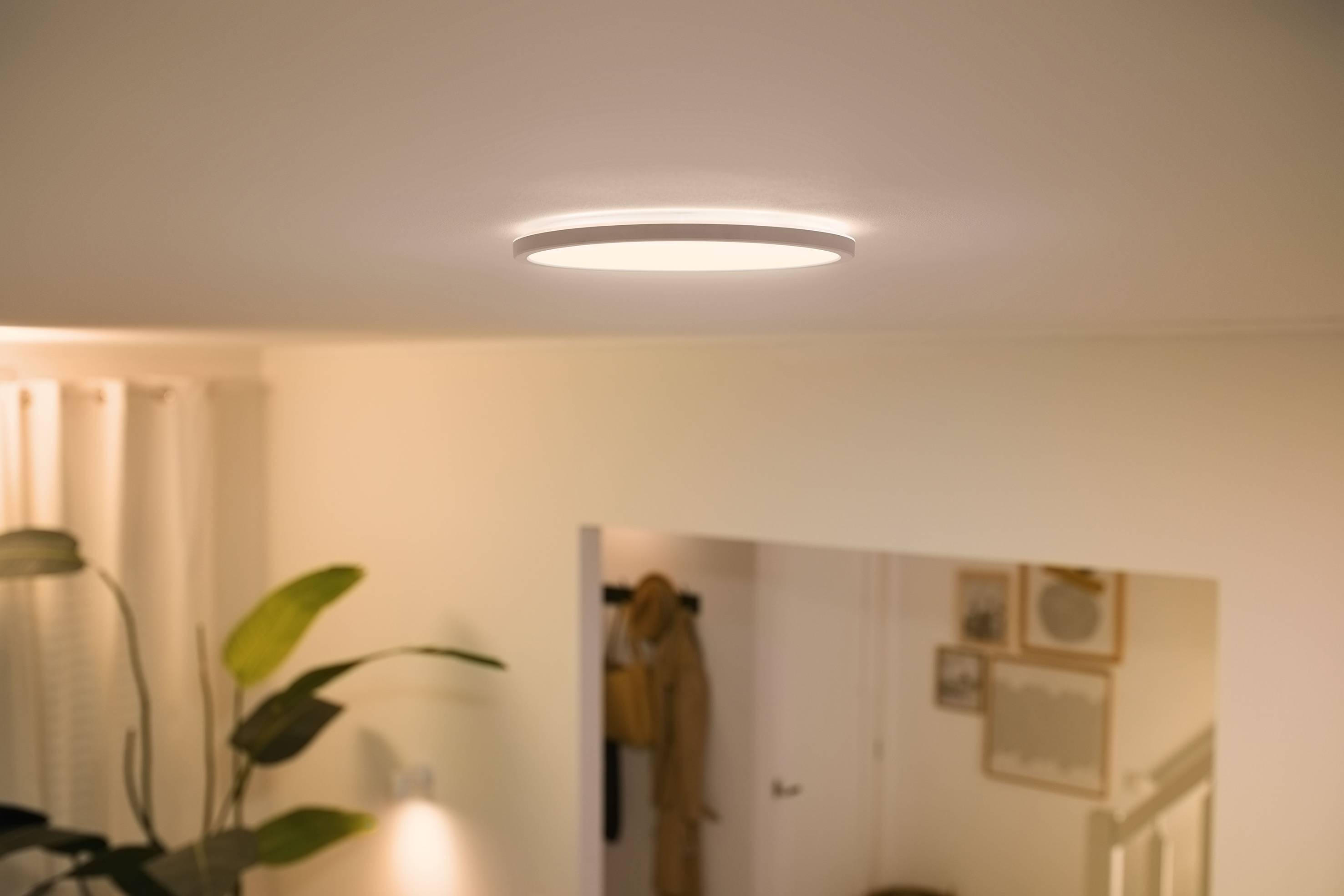 WiZ SuperSlim WiZ Ceiling 14W W RD 27-65K TW 871951433797800 LED-Deckenleuchte 14 W Weiß