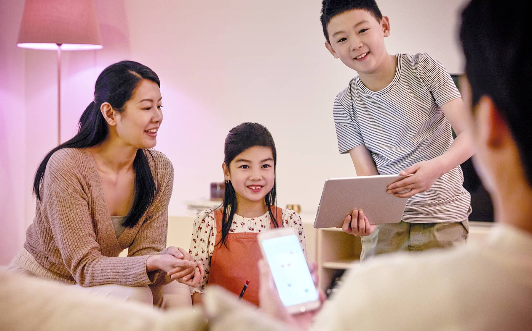 WiZ 08720169072275 LED EEK F (A - G) E27 Globeform 11W = 75W Warmweiß bis Kaltweiß (Ø x H) 95mm x 139mm app-gesteuert 1St.