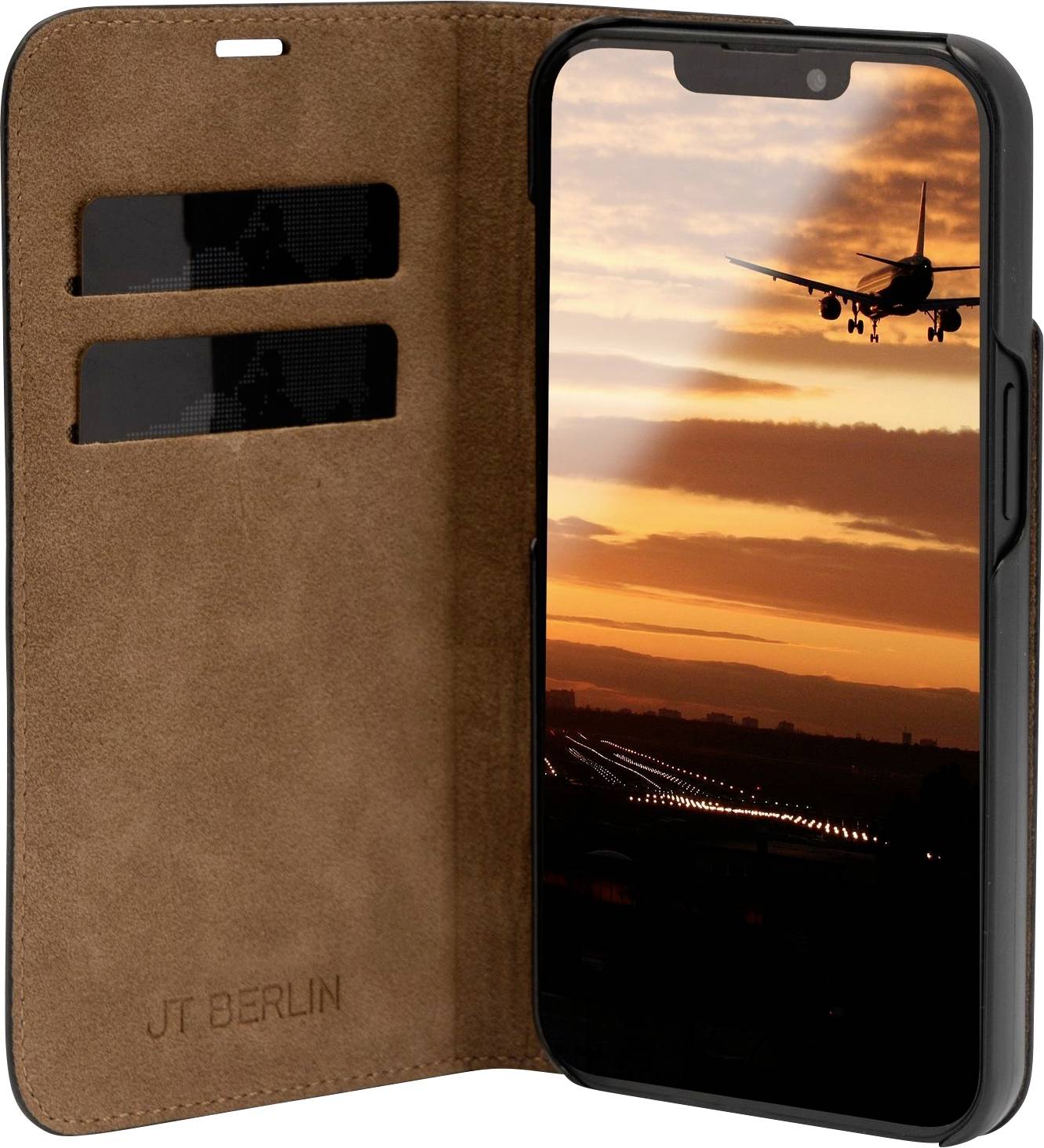 Geöffnete Handyhülle mit Handy, das ein Bild eines Flugzeugs bei Sonnenuntergang anzeigt. Die Hülle hat Kartenfächer links.